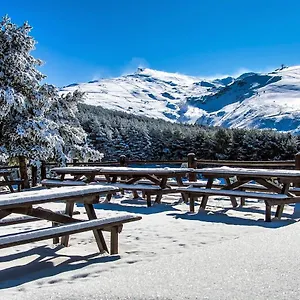 Apartamento Todosierranevada Zona Baja - Montblanc Vistas A La Montana - Junto A Telecabinas