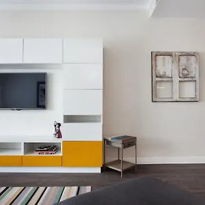 https://consell-de-cent-apartment.catalonia-hotels.com